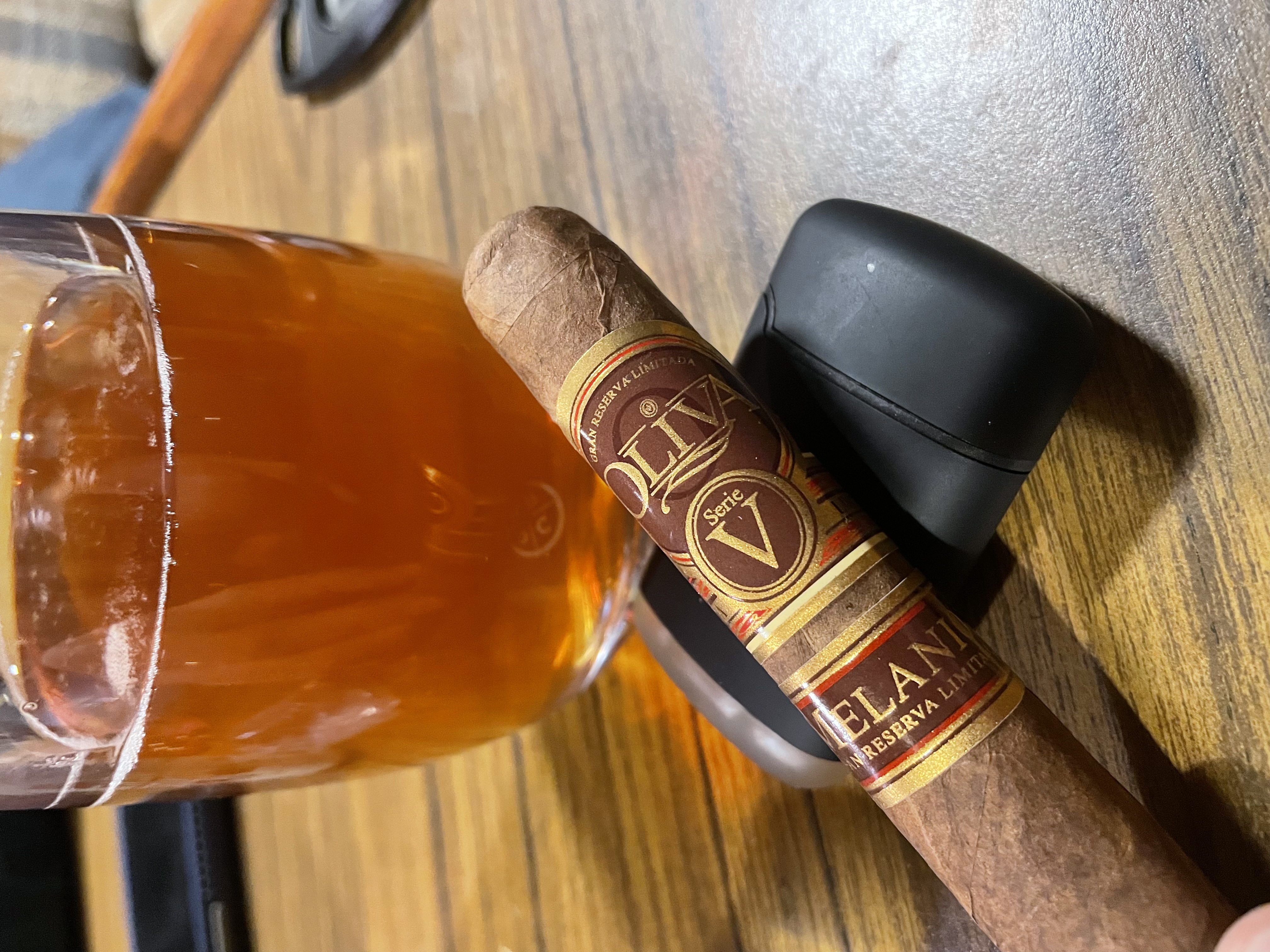Olivia Serie V Melanio Maduro